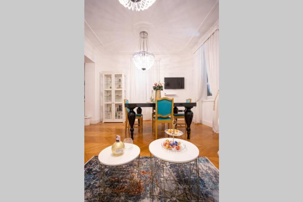 Luxurious Apartment Bella Lux In City Center With Free Parking Included! Split Eksteriør bilde